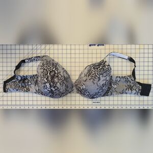 Cacique Lightly Lined Full Coverage Underwire Bra 42F w/ BlackLace Overlay Print
